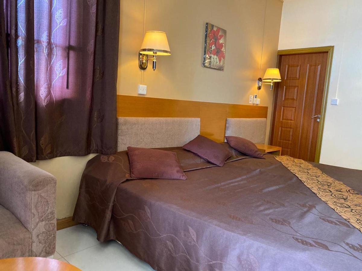 Monalysa St Honore & Apartmán Grand Bay