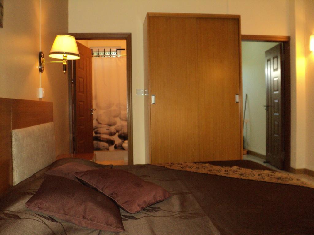 Monalysa St Honore Apartment&studios