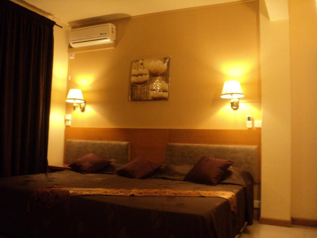 Monalysa St Honore Apartment&studios